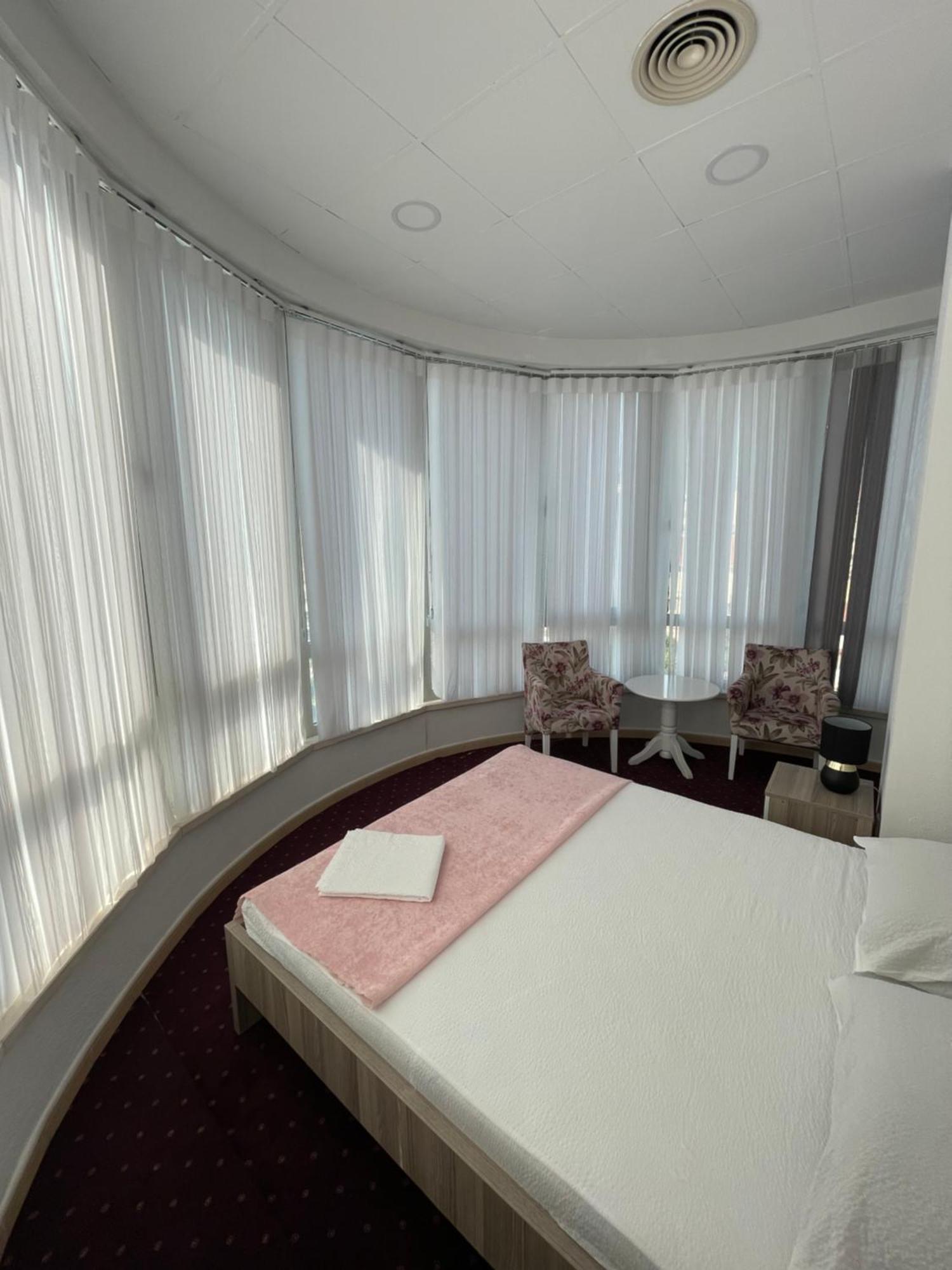 Lux Apartments Mostar Eksteriør bilde